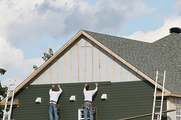 Professional Emergency Siding Repair technician working in Dolphin, VA